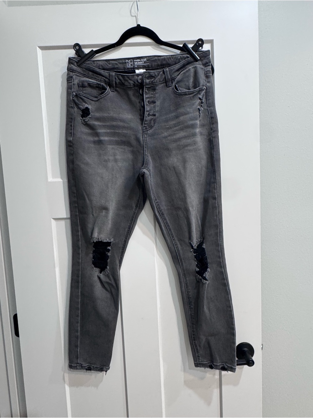 High-Rise Distressed Ankle Jeans - Gray